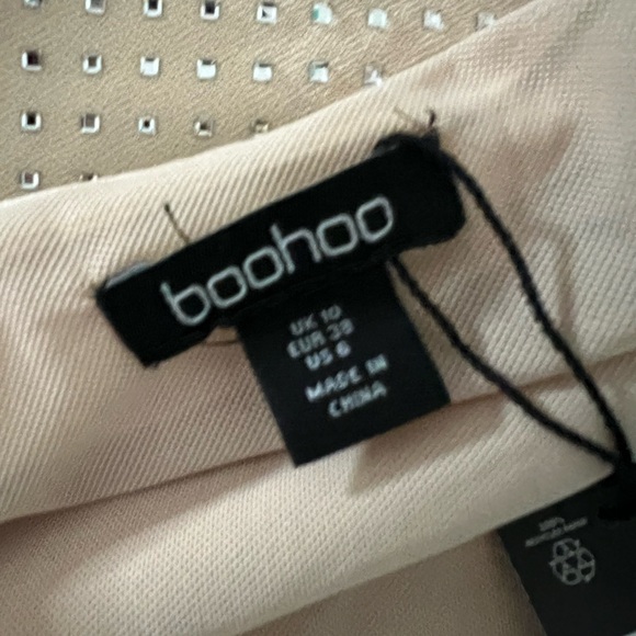 Boohoo Cream Mini Dress - Picture 4 of 8